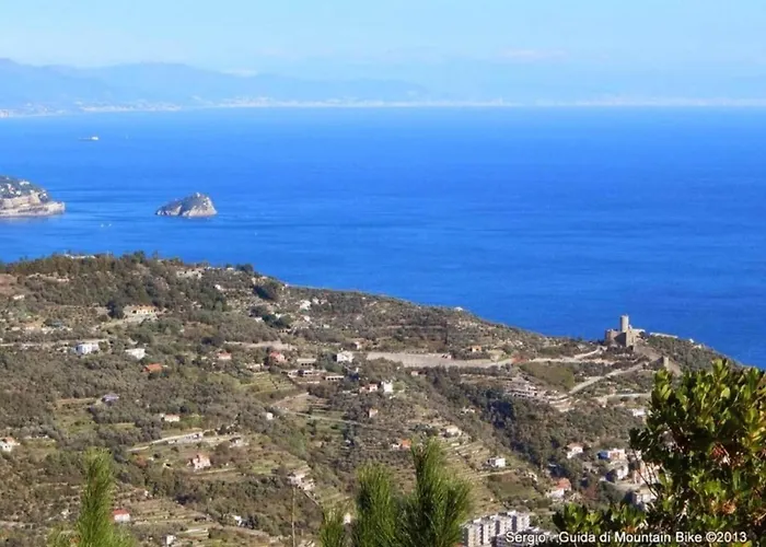 In Liguria Near Toirano Caves 아파트 *